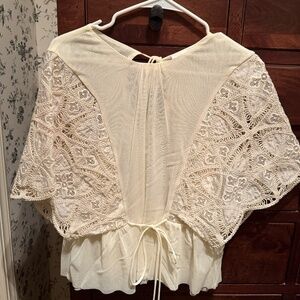 Zara Cream Lace Cape Sleeve Blouse